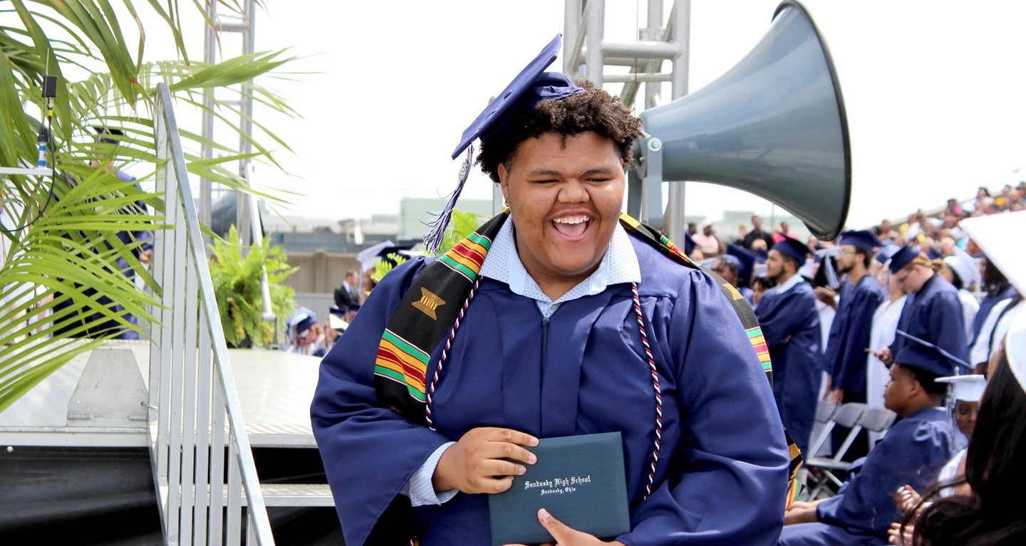 Congrats, Graduates!