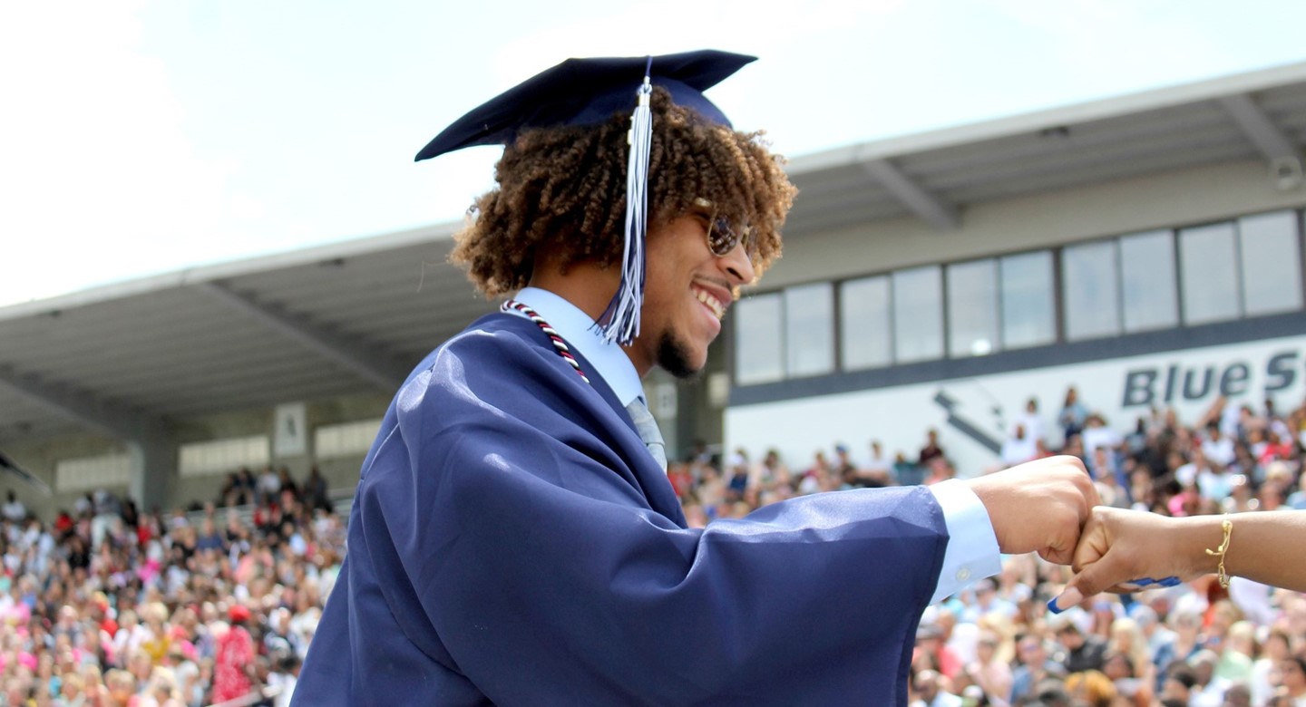 Congrats, Graduates!